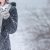 Kurtki, płaszcze i rękawiczki – jak radzić sobie z zimnem w modny sposób?